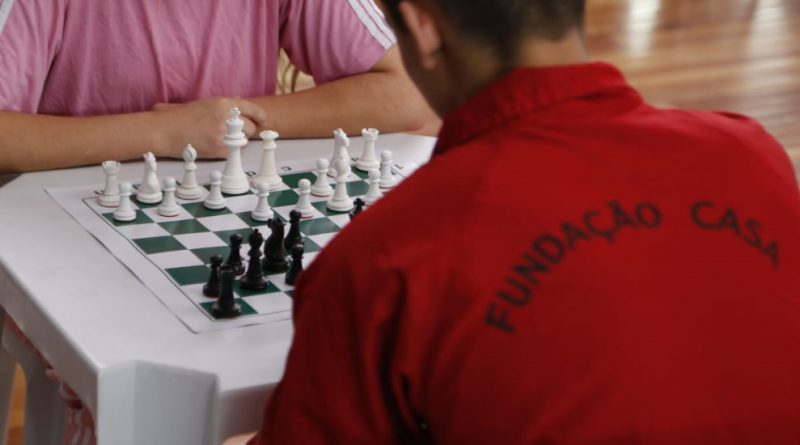CASA Juquiá cria Clube de Xadrez dentro do centro – Fundação CASA